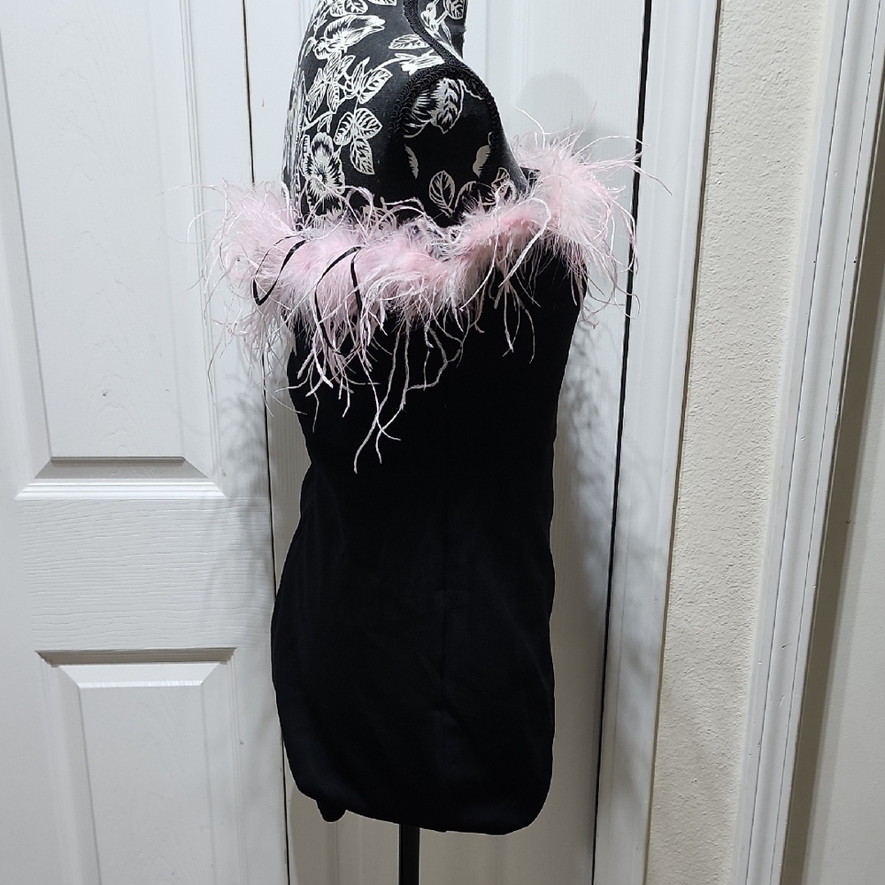 Holly Feather Black Dress with Pink Feather Trim And Matching Gloves L - Picture 3 of 8